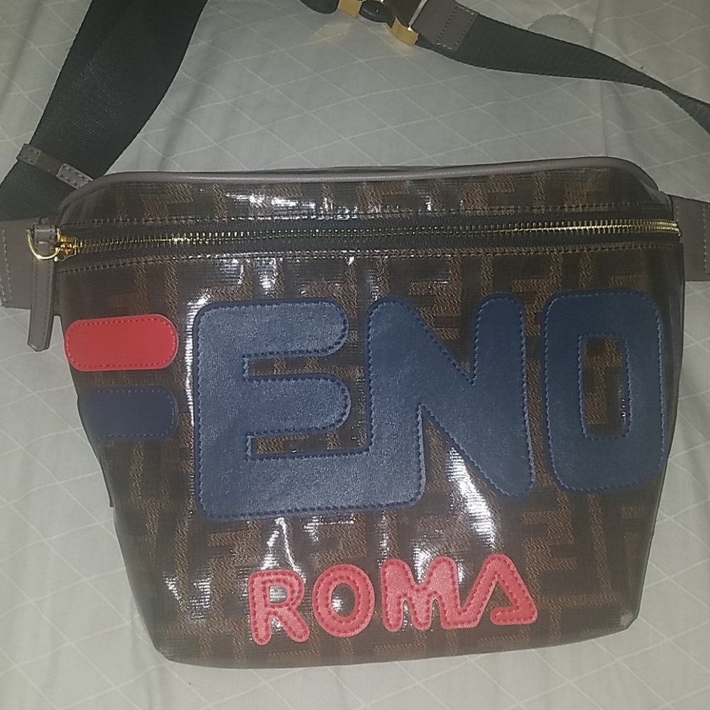 Fendi fannypack